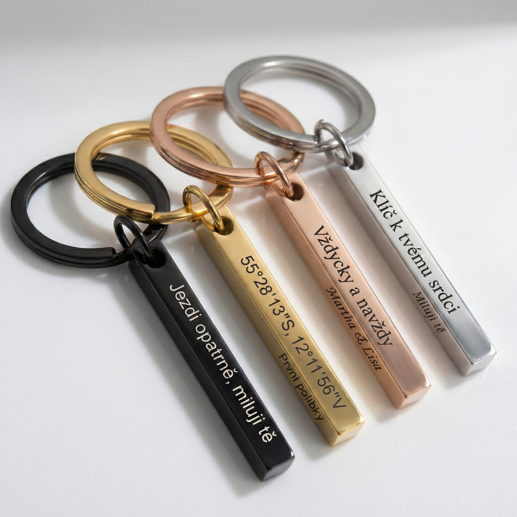 3D klíčenka z nerezové oceli s vlastním textem