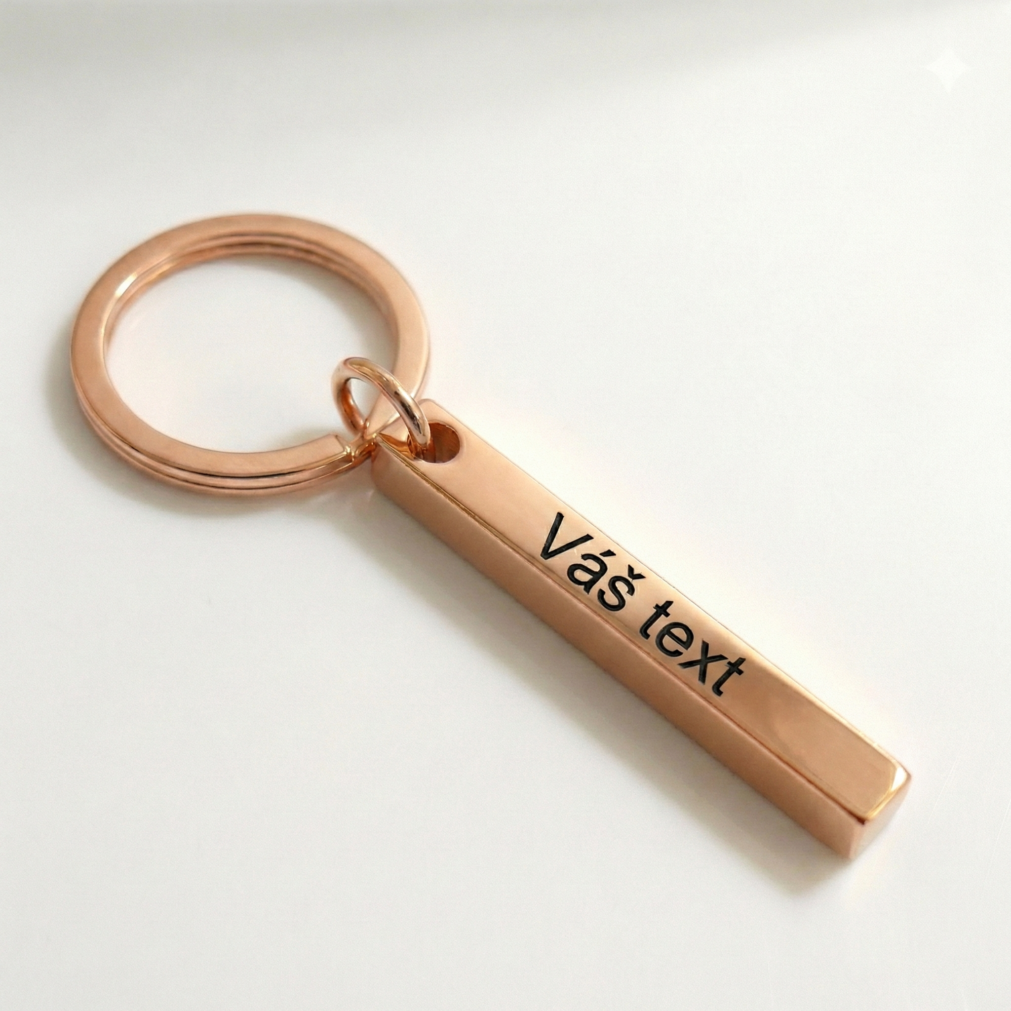 3D klíčenka z nerezové oceli s vlastním textem